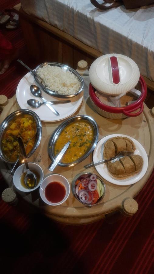 Tirthan Ecostay Gushaini Luaran gambar